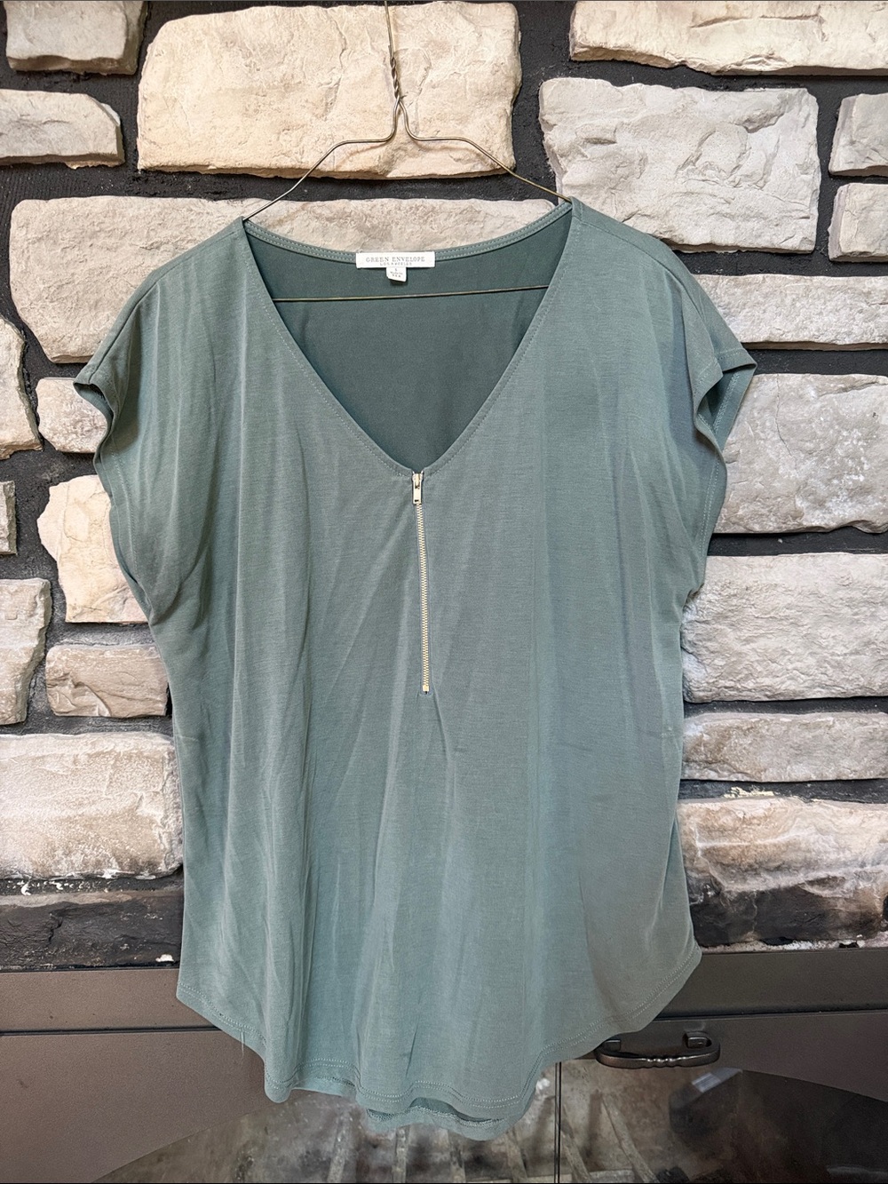 Green Envelope Sage Green Short Sleeve V-Neck Top with Front Zip